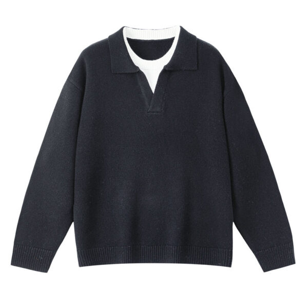 Men's wool cashmere V-neck jumper — detail view