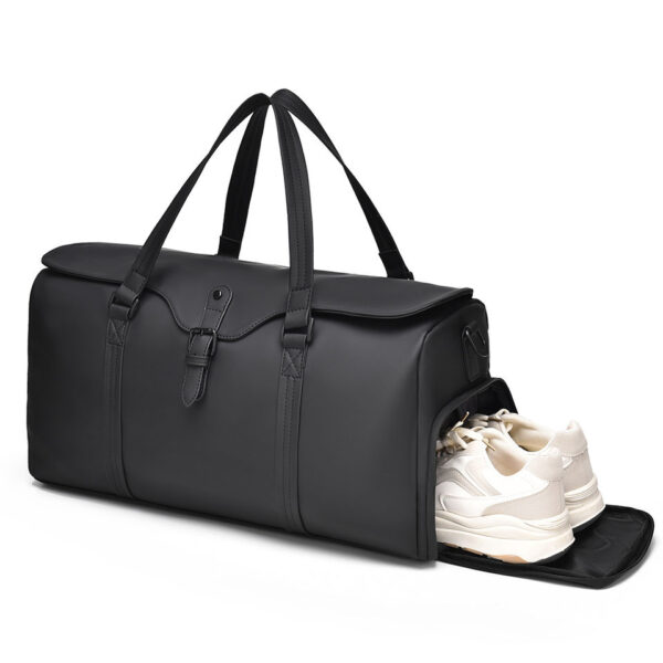Travel Duffel Bag - Green PU travel duffel bag in Green